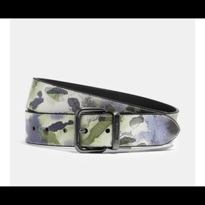 Men’s Coach belt